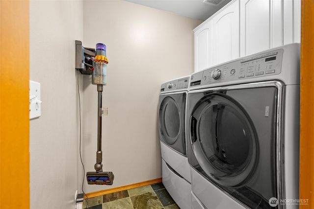 5623 NW Millglade Lane, Bremerton, WA 98312