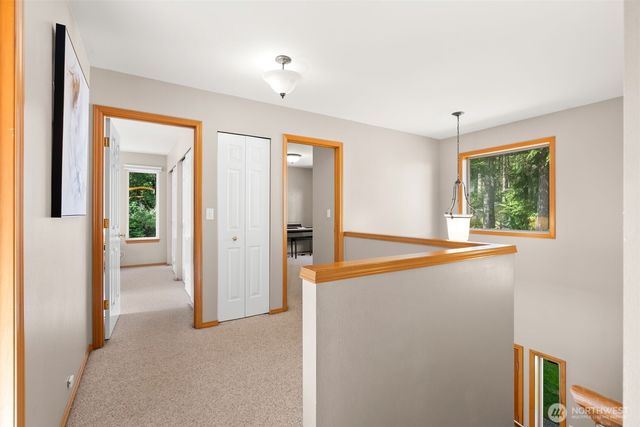 5623 NW Millglade Lane, Bremerton, WA 98312