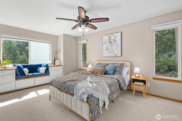 5623 NW Millglade Lane, Bremerton, WA 98312