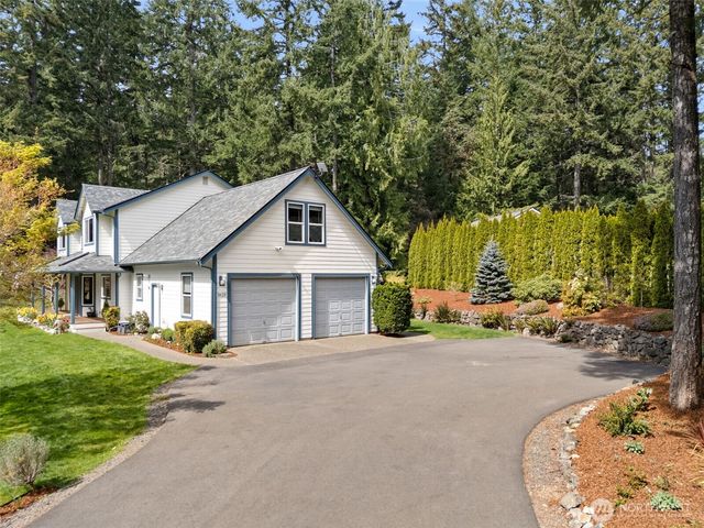 5623 NW Millglade Lane, Bremerton, WA 98312