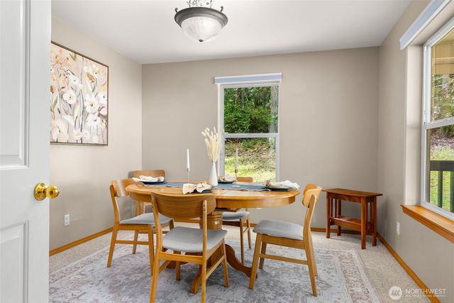 5623 NW Millglade Lane, Bremerton, WA 98312
