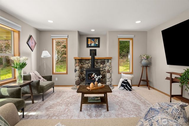 5623 NW Millglade Lane, Bremerton, WA 98312