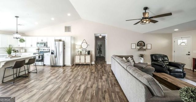 229 Almon Avenue, Tallapoosa, GA 30176