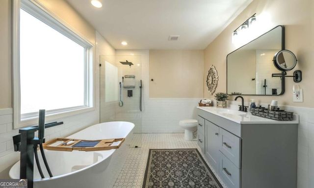 229 Almon Avenue, Tallapoosa, GA 30176