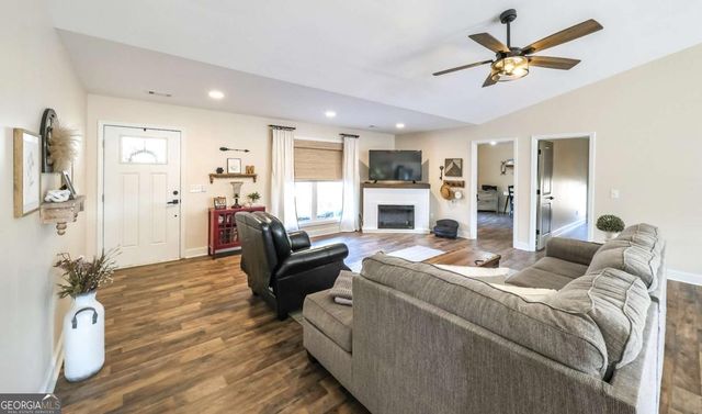 229 Almon Avenue, Tallapoosa, GA 30176