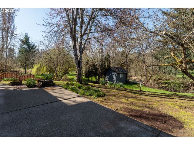 33221 Sw LINDEN St, Scappoose, OR 97056