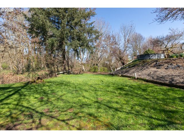 33221 Sw LINDEN St, Scappoose, OR 97056