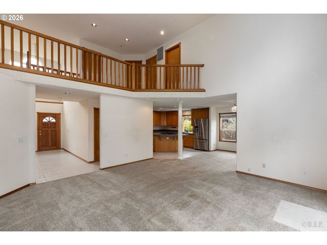 33221 Sw LINDEN St, Scappoose, OR 97056