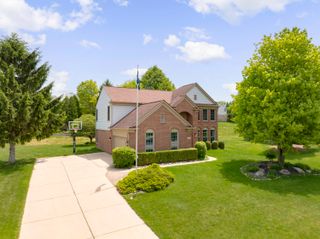 4923 Lexington Court, Oakland Twp, MI 48306