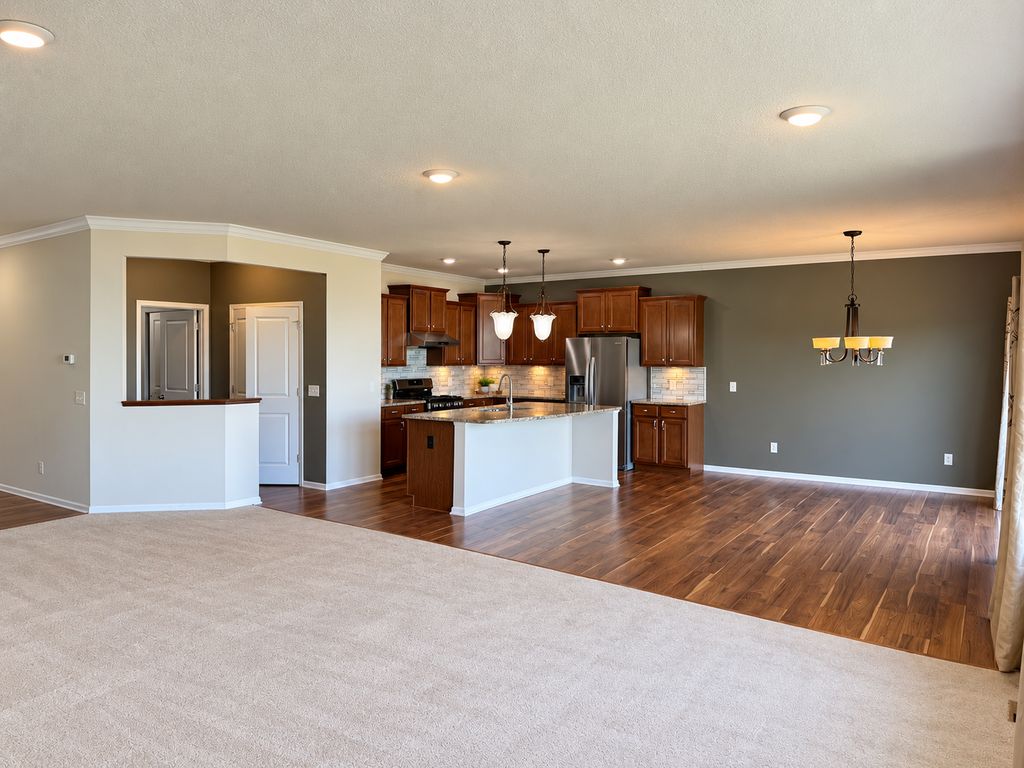 9216 Lighthouse Lane, Woodbury, MN 55129 — photo 2