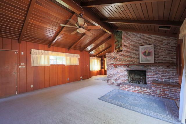 267 N Strathmore Avenue, Lindsay, CA 93247