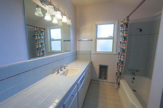 267 N Strathmore Avenue, Lindsay, CA 93247