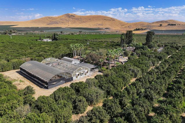 267 N Strathmore Avenue, Lindsay, CA 93247