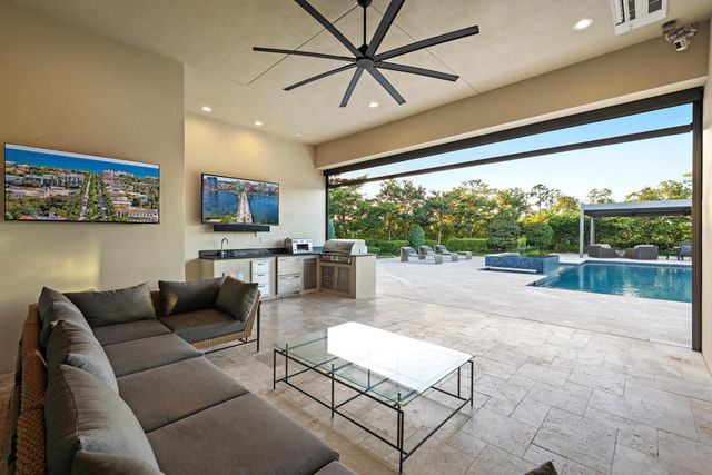 19812 SE Water Grass Drive, Jupiter, FL 33458