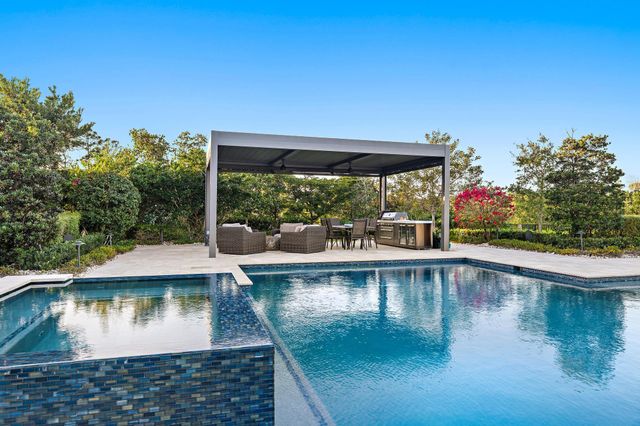 19812 SE Water Grass Drive, Jupiter, FL 33458