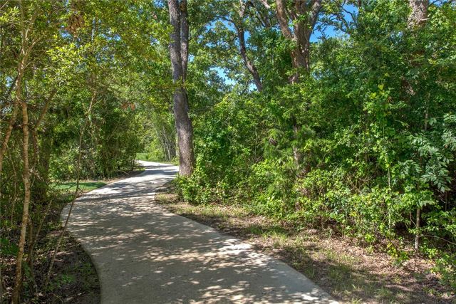 1817 Register Court, College Station, TX 77845