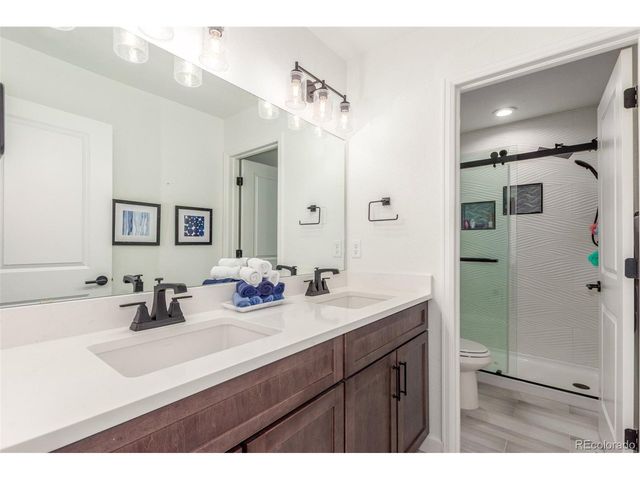 22773 E Narrowleaf Cir, Aurora, CO 80016