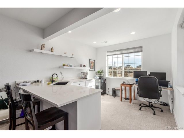 22773 E Narrowleaf Cir, Aurora, CO 80016