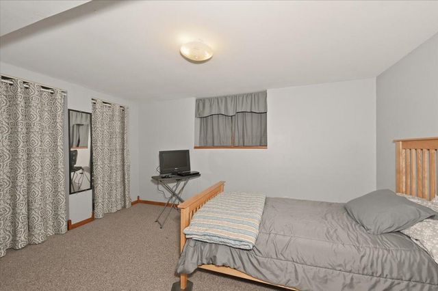 430 S Boundary Avenue, Duluth, MN 55810