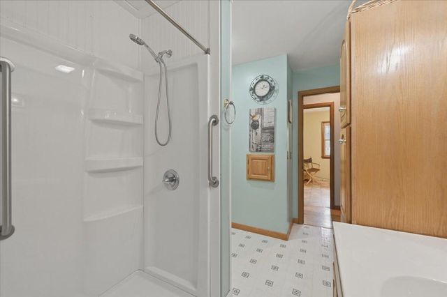 430 S Boundary Avenue, Duluth, MN 55810