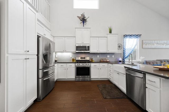 4036 Branigan Lake Way, Rancho Cordova, CA 95742