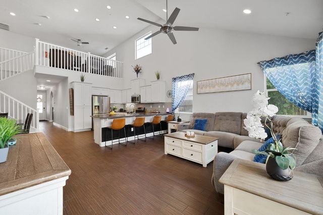 4036 Branigan Lake Way, Rancho Cordova, CA 95742