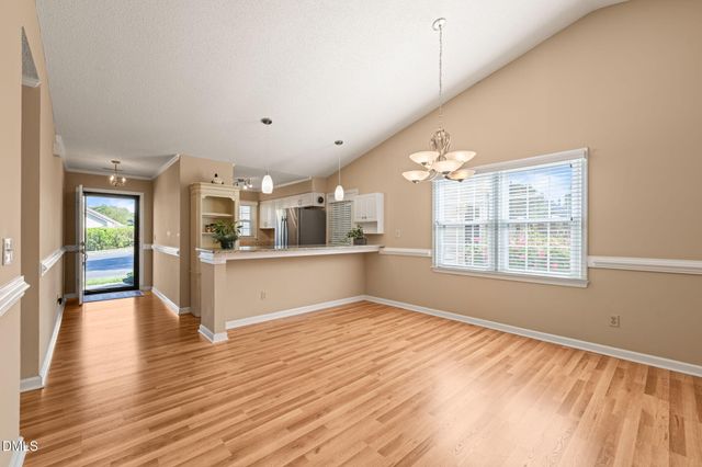 2744 Cottage Circle, Raleigh, NC 27613