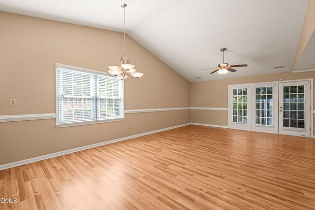 2744 Cottage Circle, Raleigh, NC 27613