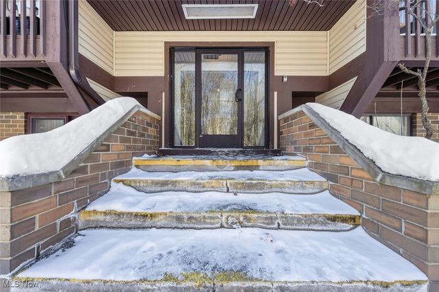 27413 Westown Boulevard 1612, Westlake, OH 44145