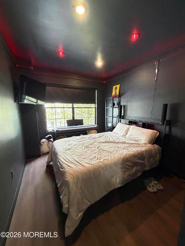 62 Horseshoe Court, Tinton Falls, NJ 07753