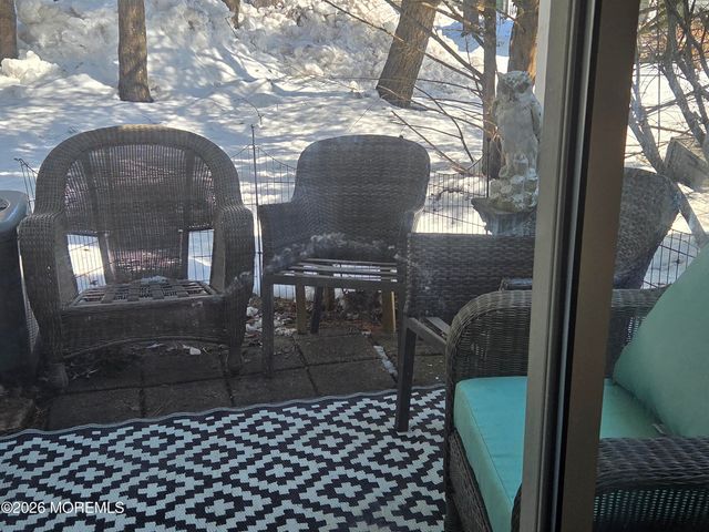 62 Horseshoe Court, Tinton Falls, NJ 07753