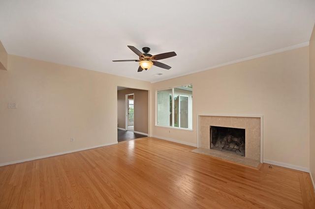 6200 Templeton Dr, Carmichael, CA 95608
