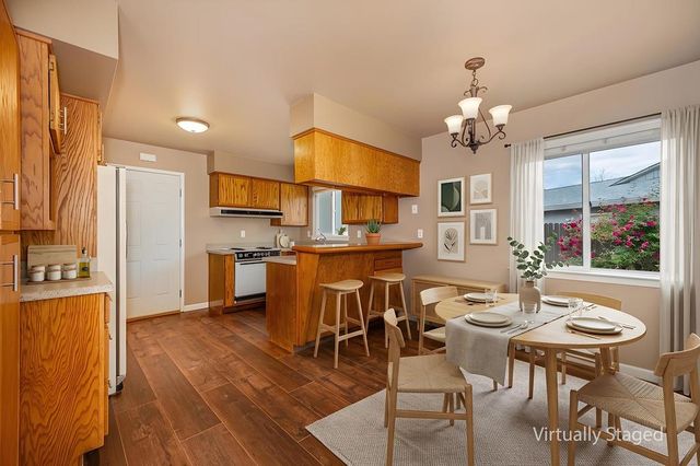 6200 Templeton Dr, Carmichael, CA 95608