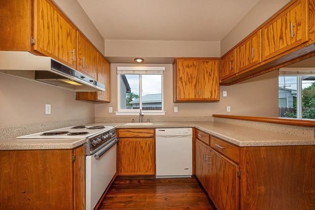 6200 Templeton Dr, Carmichael, CA 95608