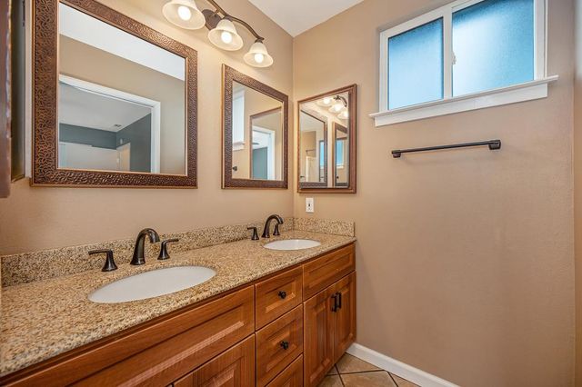 6200 Templeton Dr, Carmichael, CA 95608