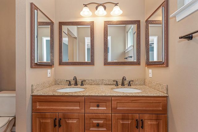 6200 Templeton Dr, Carmichael, CA 95608