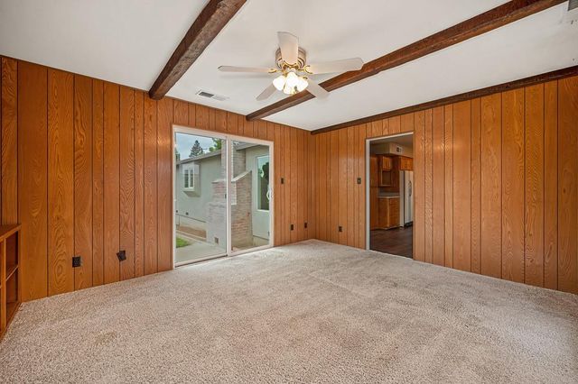 6200 Templeton Dr, Carmichael, CA 95608