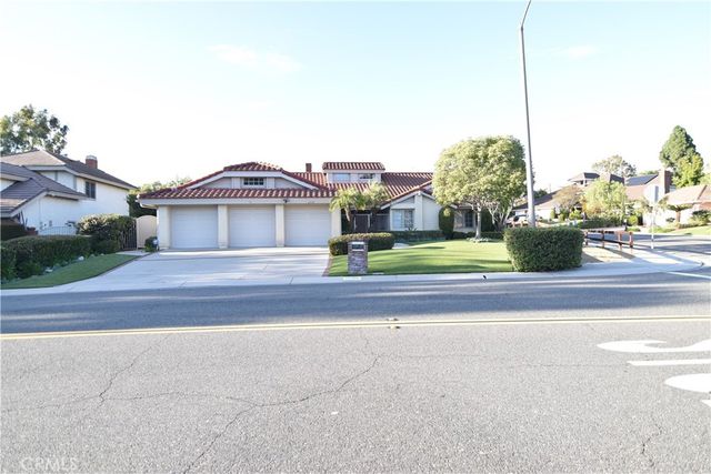 25391 Stageline, Laguna Hills, CA 92653