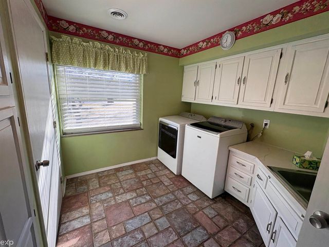 1476 Carress Court, Hampton Twp, MI 48732