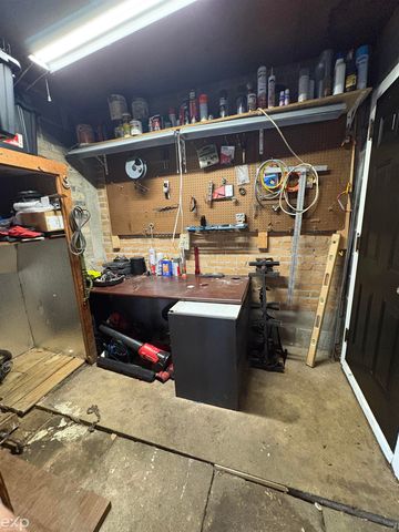 1476 Carress Court, Hampton Twp, MI 48732