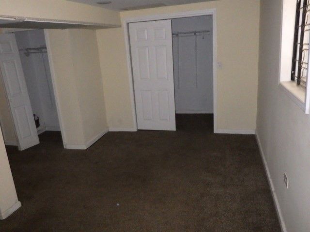 7916 S East End Avenue, Chicago, IL 60617