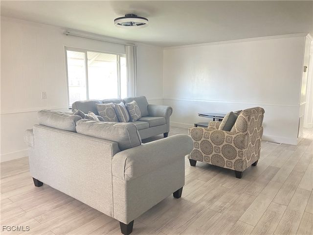 5506 Virginia Dare LN, North Fort Myers, FL 33917