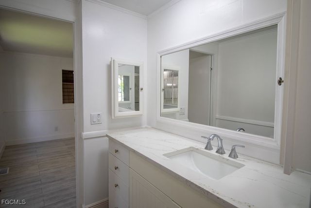 5506 Virginia Dare LN, North Fort Myers, FL 33917