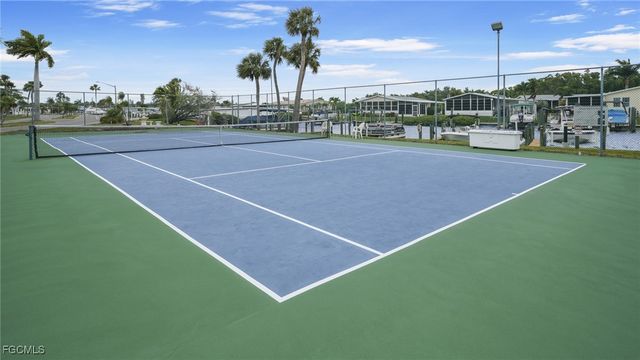 5506 Virginia Dare LN, North Fort Myers, FL 33917