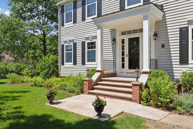 10636 Purdey Road, Eden Prairie, MN 55347