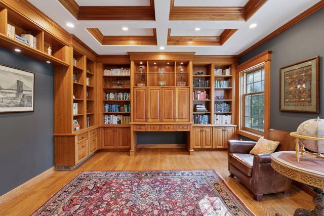 10636 Purdey Road, Eden Prairie, MN 55347