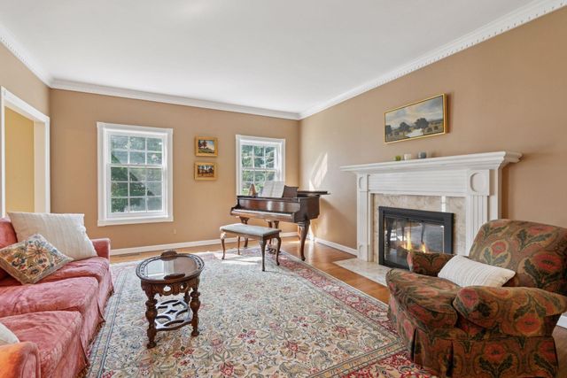 10636 Purdey Road, Eden Prairie, MN 55347