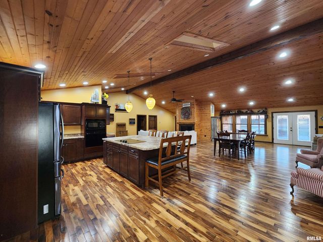 253 Ween Road, Desoto, IL 62924