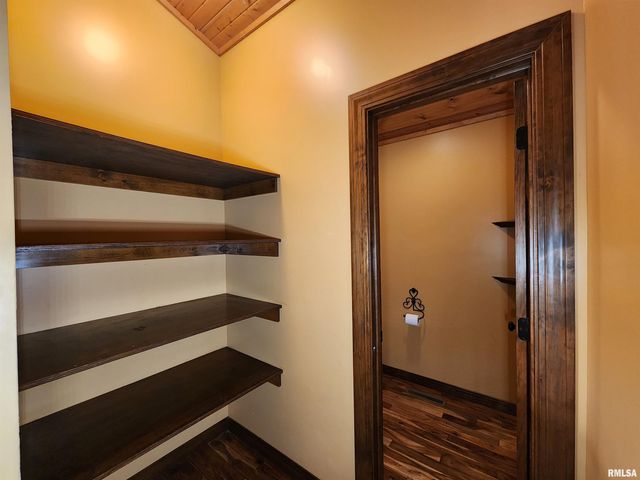 253 Ween Road, Desoto, IL 62924