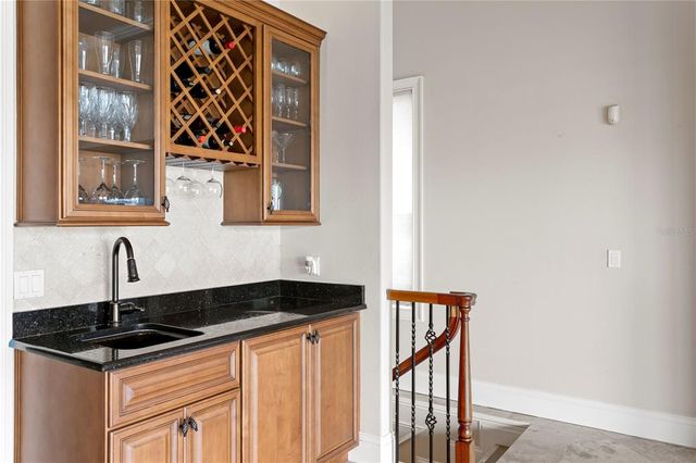 6109 PASADENA POINT BOULEVARD S, St Petersburg, FL 33707